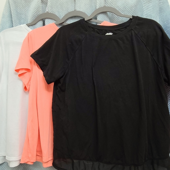 NWOT 3 Women's Work-Out Shirts - Picture 2 of 7